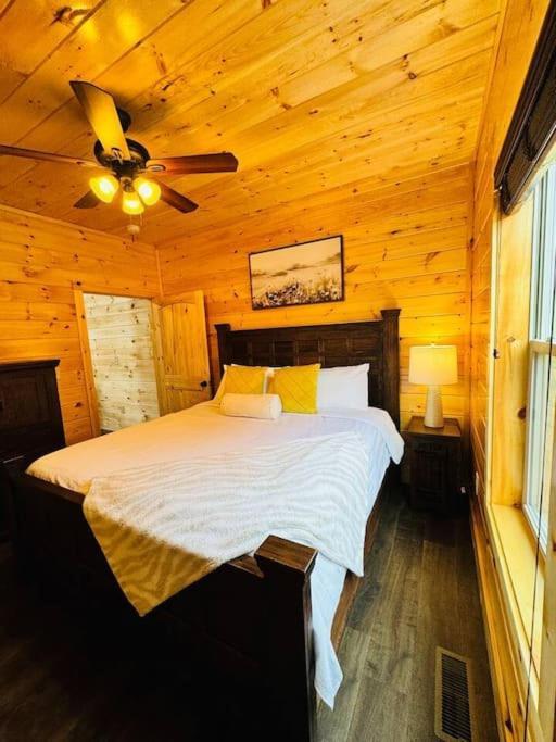 New! Indoor Pool/Ps 5/Hot Tub/Parkway Villa Pigeon Forge Exterior photo