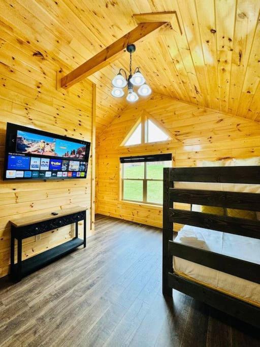 New! Indoor Pool/Ps 5/Hot Tub/Parkway Villa Pigeon Forge Exterior photo